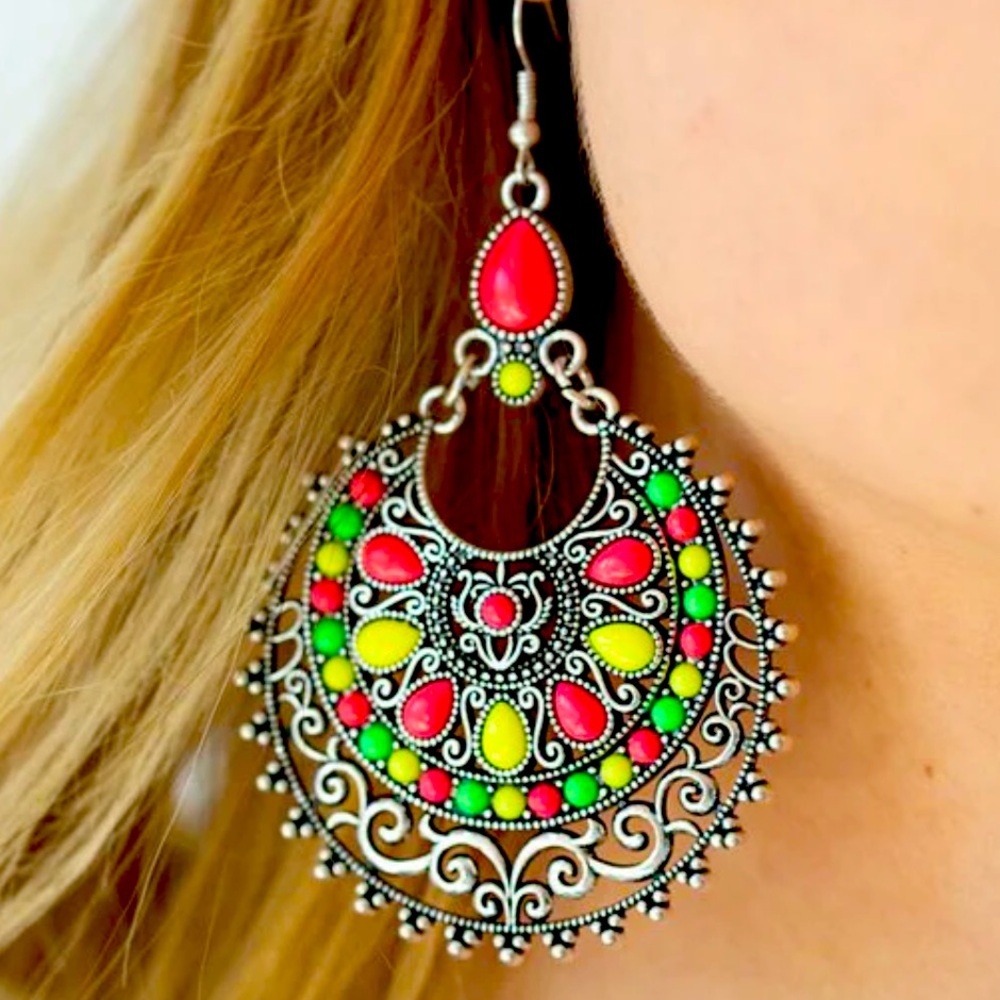 🩷💛💚 “LAGUNA LEISURE” MULTI EARRINGS ~ PAPARAZZI❗️BEAUTIFULLY TROPICAL❗️